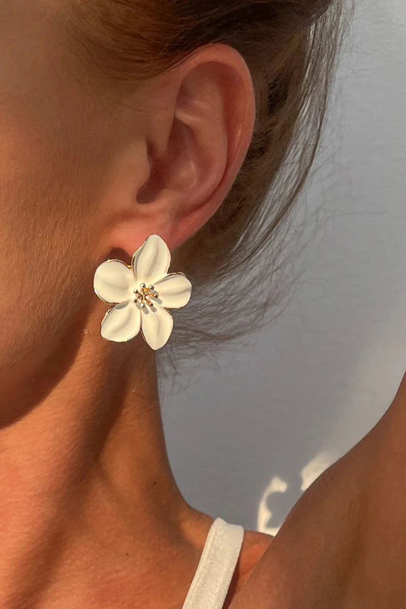 Daisy Bloom Stud Earrings