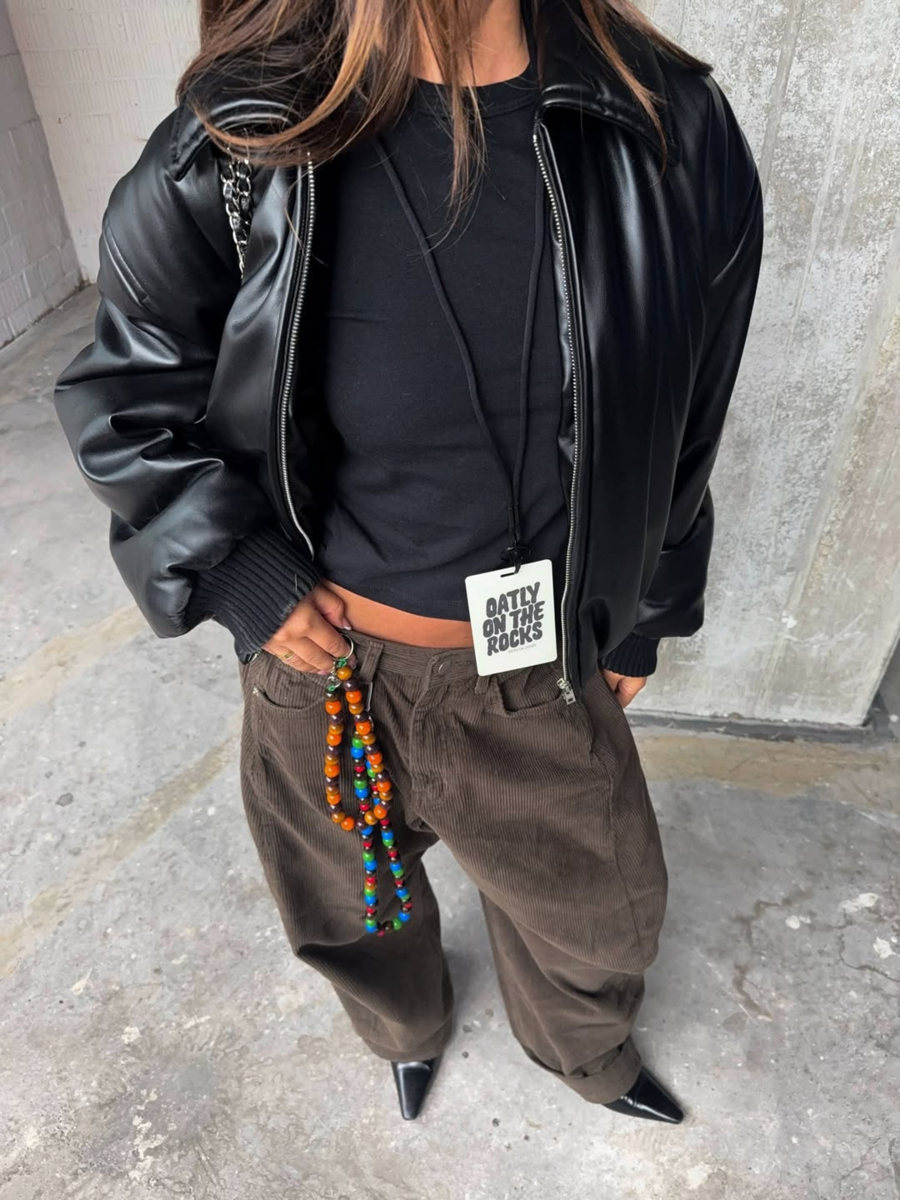 Baggy Cordhose mit weitem Bein, khakibraun