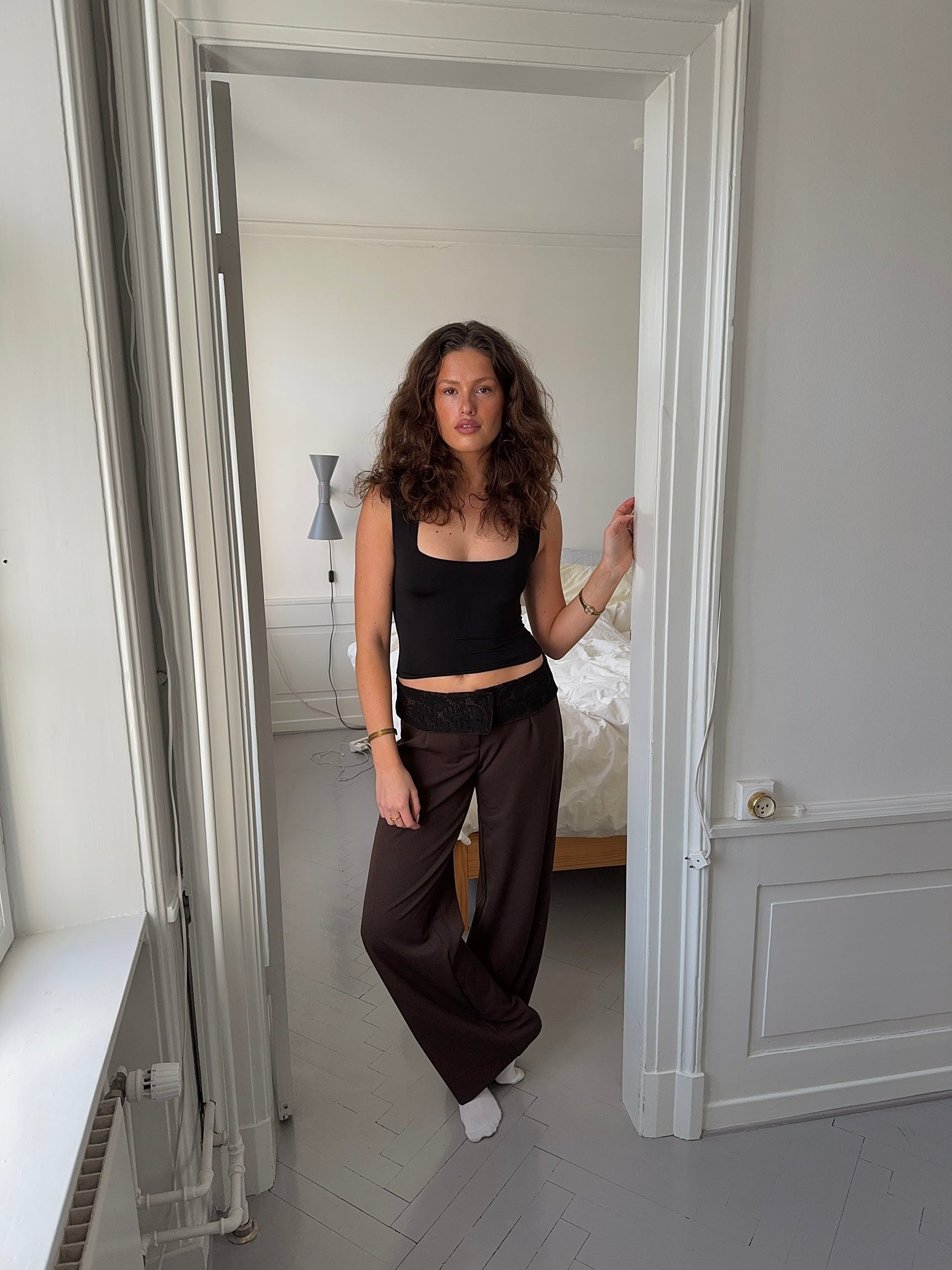 Calsia suit pants with lace trim - Brown