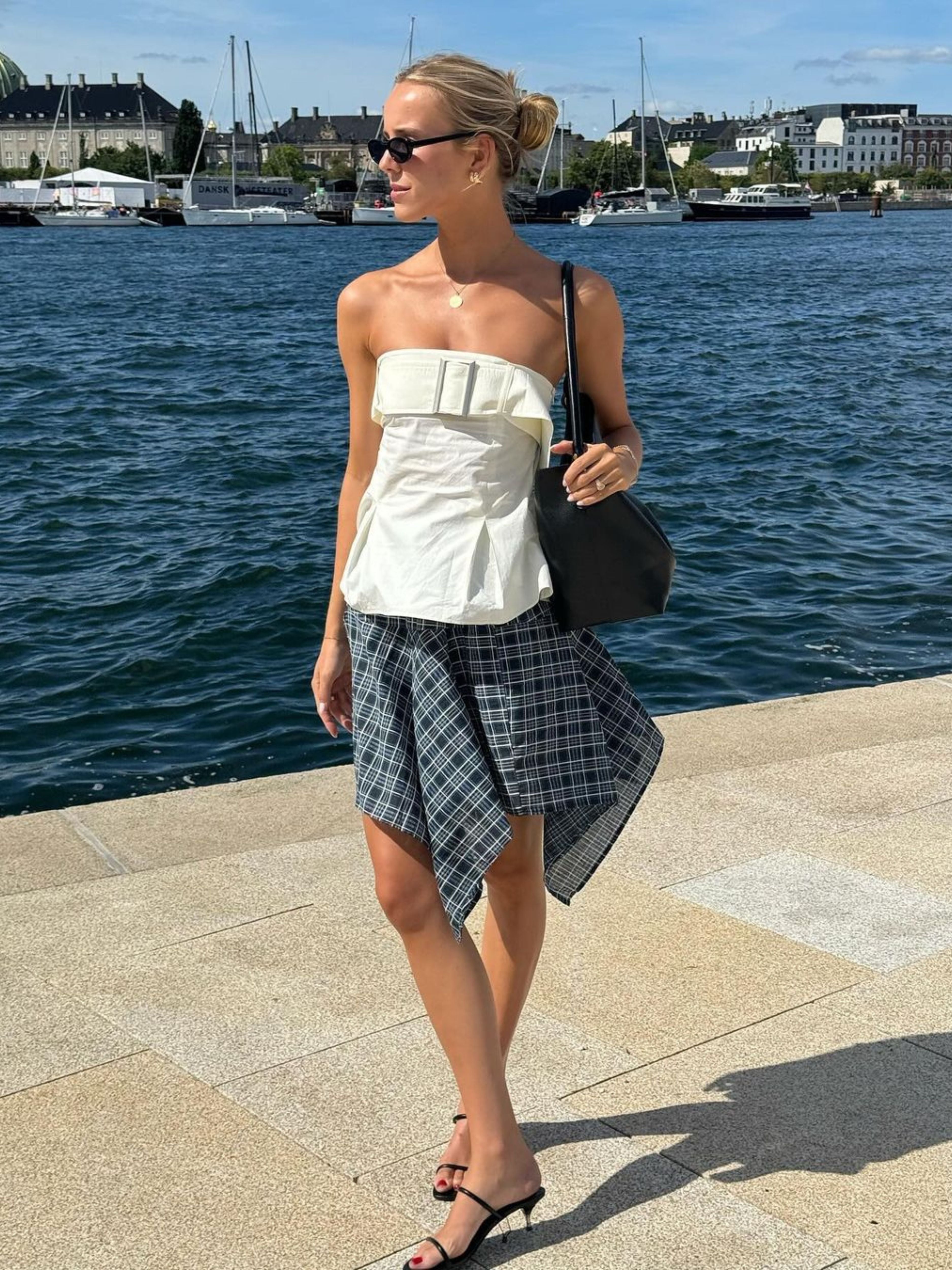 Asymmetric Check Skirt Blue